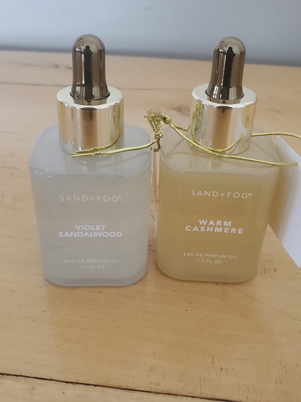 SAND+FOG Violet Sandalwood & Warm Cashmere
